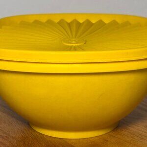 Vintage Tupperware Yellow 8 Inch Covered Bowl with Lid